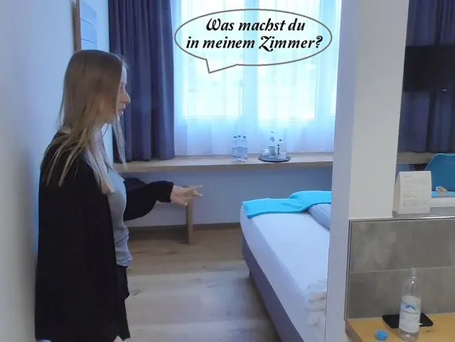 Nackt im Zimmer: Wie die Sexmasche mich überrascht und erregt